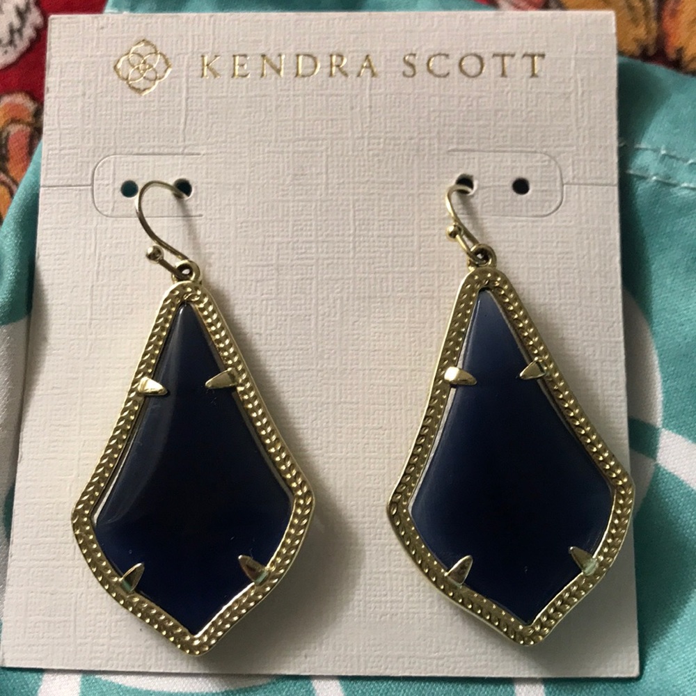 Alex gold earring in Navy Cats Eye